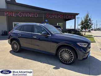 Used 2023 Mercedes-Benz GLC 300 video 1