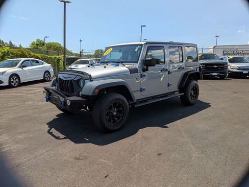Used 2015 Jeep Wrangler Unlimited Sport w/ Quick Order Package 24S image 7