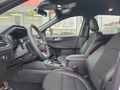 Used 2023 Ford Escape ST-Line Elite image 15