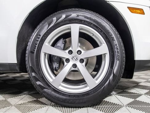Used 2020 Porsche Macan AWD/4WD image 43
