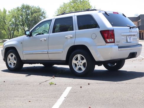 Used 2006 Jeep Grand Cherokee Limited AWD/4WD image 7