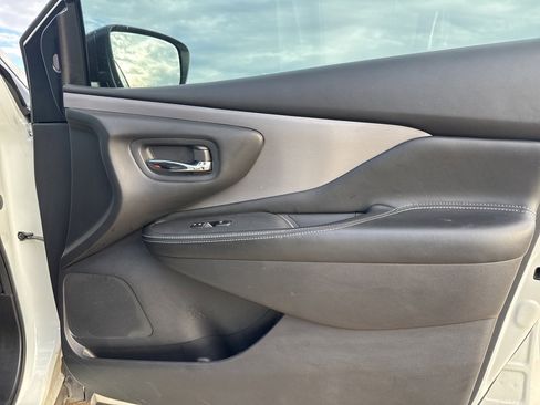 Certified 2022 Nissan Murano S w/ Cargo Package image 9