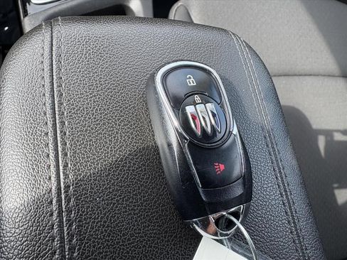 Used 2024 Buick Encore GX Preferred FWD image 22