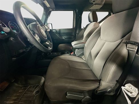 Used 2017 Jeep Wrangler Sport image 18