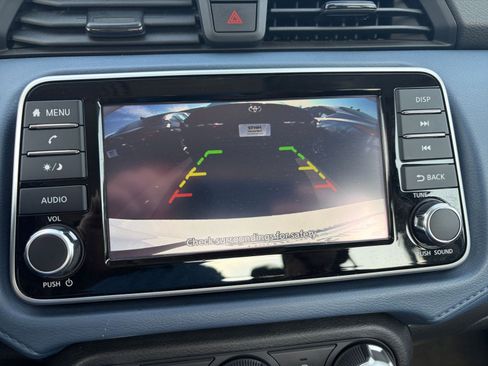 Used 2025 Nissan Versa SV image 21