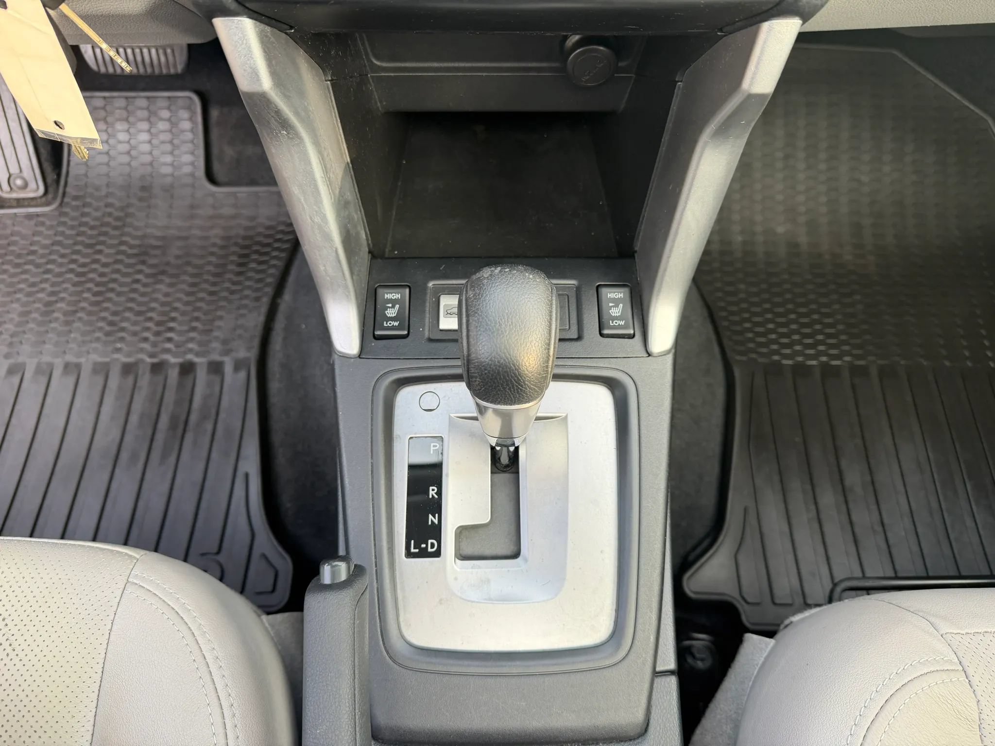 Used 2014 Subaru Forester 2.5i Limited AWD/4WD image 23