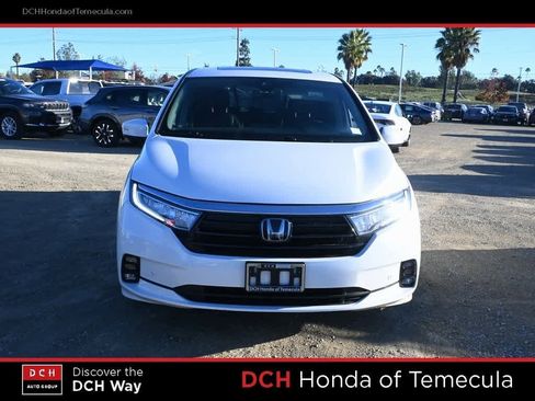 Used 2022 Honda Odyssey Touring image 2