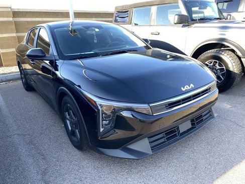 Used 2025 Kia K4 FWD image 5