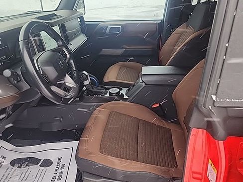 Used 2023 Ford Bronco Outer Banks AWD/4WD image 11