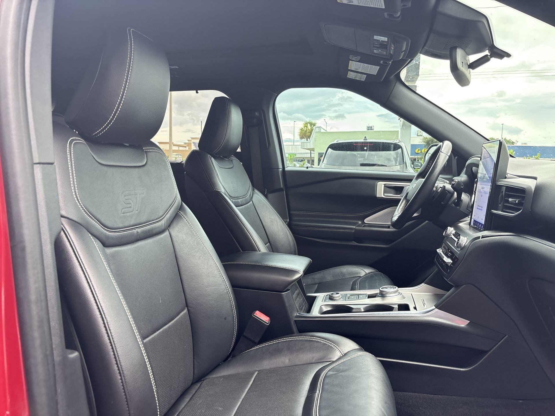Used 2020 Ford Explorer ST w/ ST Street Pack AWD/4WD image 23