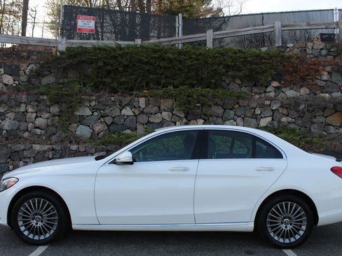Used 2015 Mercedes-Benz C 300 4MATIC Sedan image 6