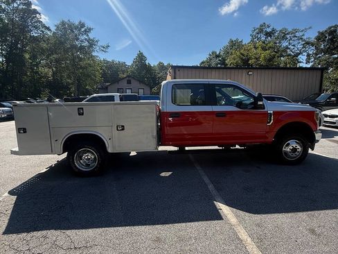 Used 2019 Ford F350 XL w/ Power Equipment Group AWD/4WD image 6