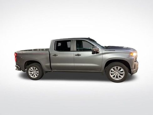 Used 2022 Chevrolet Silverado 1500 Custom image 4