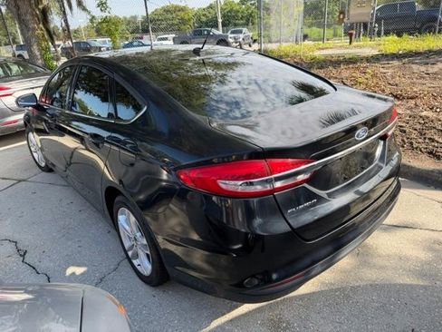 Used 2018 Ford Fusion S FWD image 9