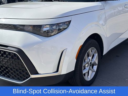 Used 2025 Kia Soul LX image 6