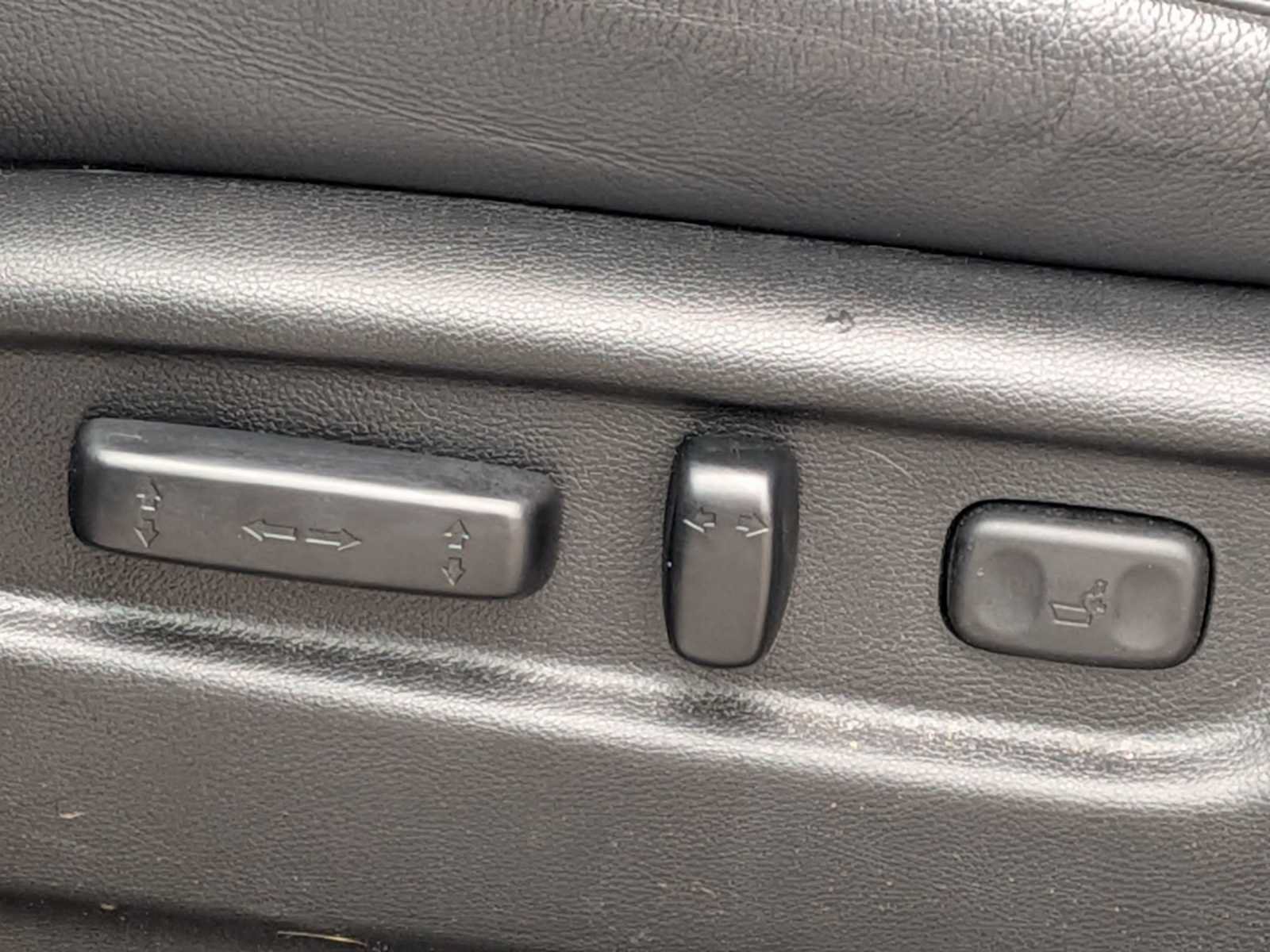 Certified 2024 Honda Passport EX-L image 15