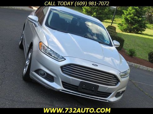 Used 2014 Ford Fusion SE w/ Equipment Group 501A FWD image 14