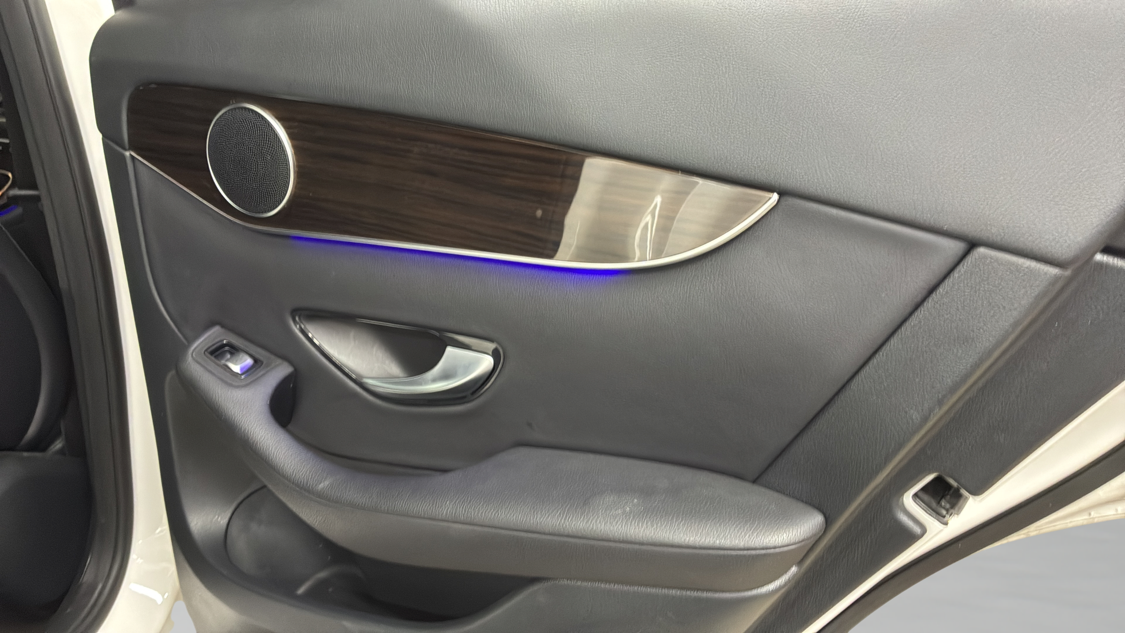 Certified 2022 Mercedes-Benz GLC 300 image 25