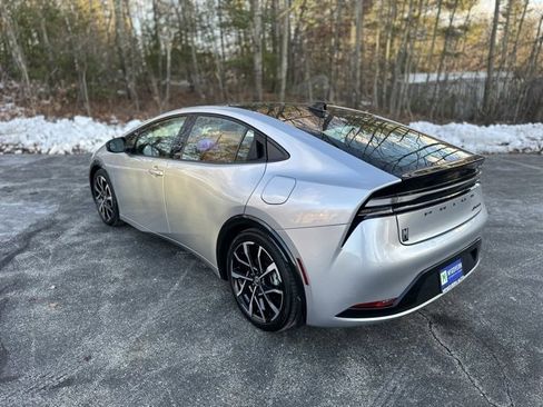 Used 2024 Toyota Prius Prime Premium image 8