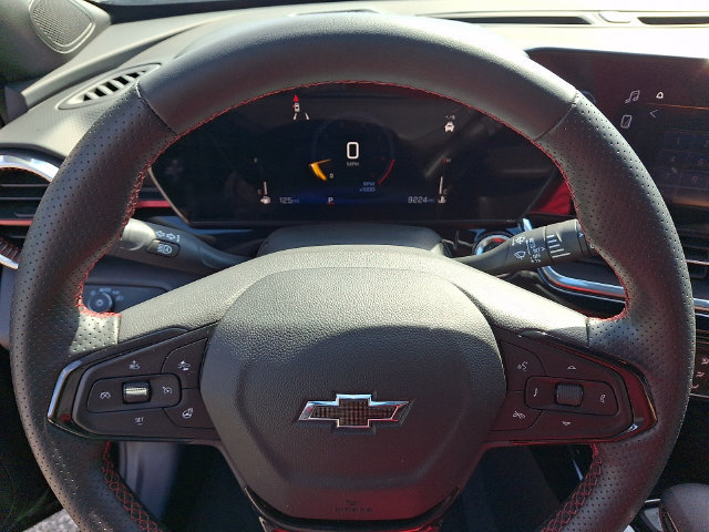 Used 2025 Chevrolet Trax RS w/ Driver Confidence Package FWD image 4