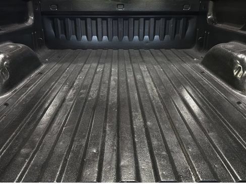Used 2019 GMC Sierra 2500 SLE w/ Snow Plow Prep Package AWD/4WD image 7