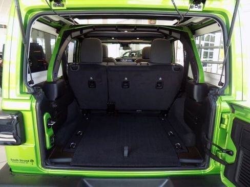 Certified 2025 Jeep Wrangler Unlimited Sport AWD/4WD image 24