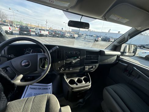 Used 2024 GMC Savana 2500 w/ Driver Convenience Package image 20