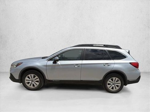 Used 2019 Subaru Outback 2.5i Premium w/ Protection Package #1 AWD/4WD image 2