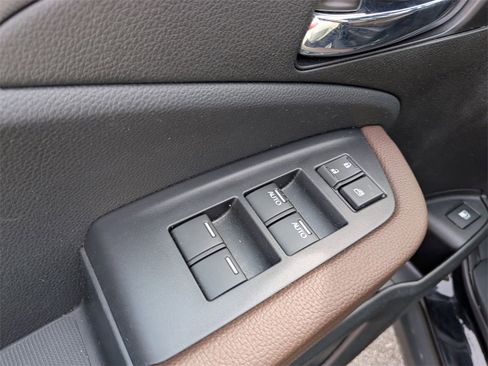 Used 2025 Honda Ridgeline RTL image 13