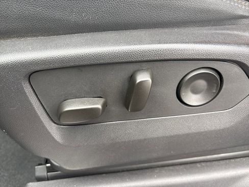 Used 2024 Chevrolet Silverado 3500 High Country w/ High Country Premium Package image 18