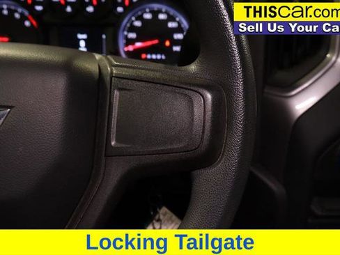 Used 2020 Chevrolet Silverado 1500 Custom w/ Custom Value Package image 18