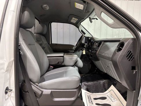 Used 2011 Ford F250 XL AWD/4WD image 12