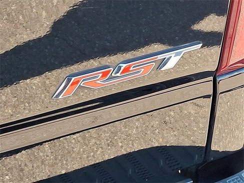 Used 2021 Chevrolet Silverado 1500 RST image 26