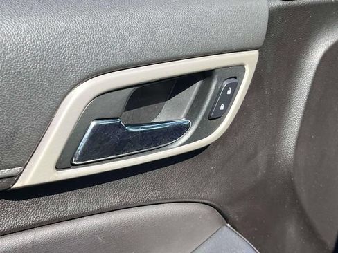 Used 2019 GMC Yukon XL Denali AWD/4WD image 29