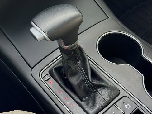 Used 2020 Kia Sorento S image 17