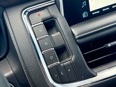Used 2023 Chevrolet Tahoe Premier RWD image 30