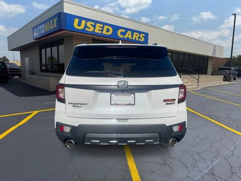 Used 2023 Honda Passport TrailSport image 6