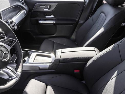 New 2026 Mercedes-Benz GLB 250 4MATIC image 11