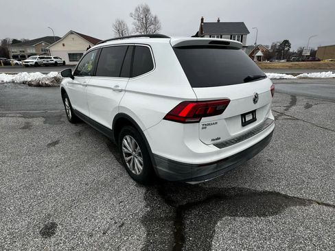 Used 2019 Volkswagen Tiguan SE image 3