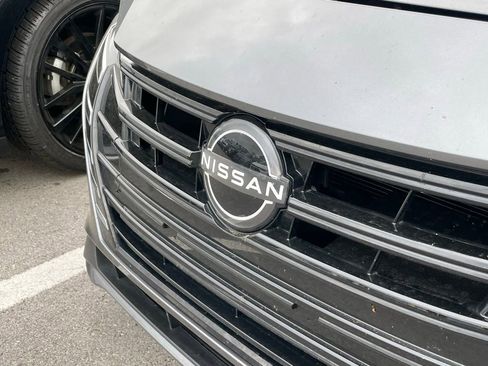 Used 2024 Nissan Versa S w/ Trunk Package image 4