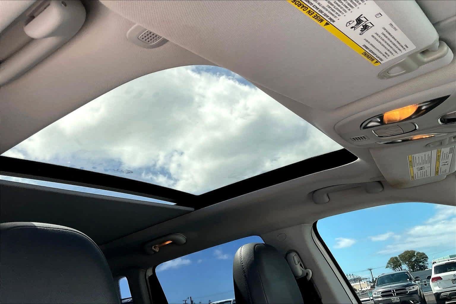 Used 2020 Jeep Compass Latitude w/ Safety & Security Group FWD image 30