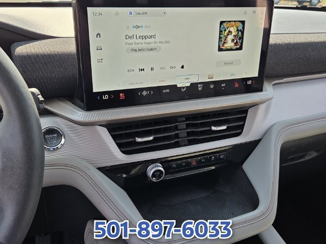 Certified 2025 Ford Explorer Active w/ Active Comfort Package AWD/4WD image 18