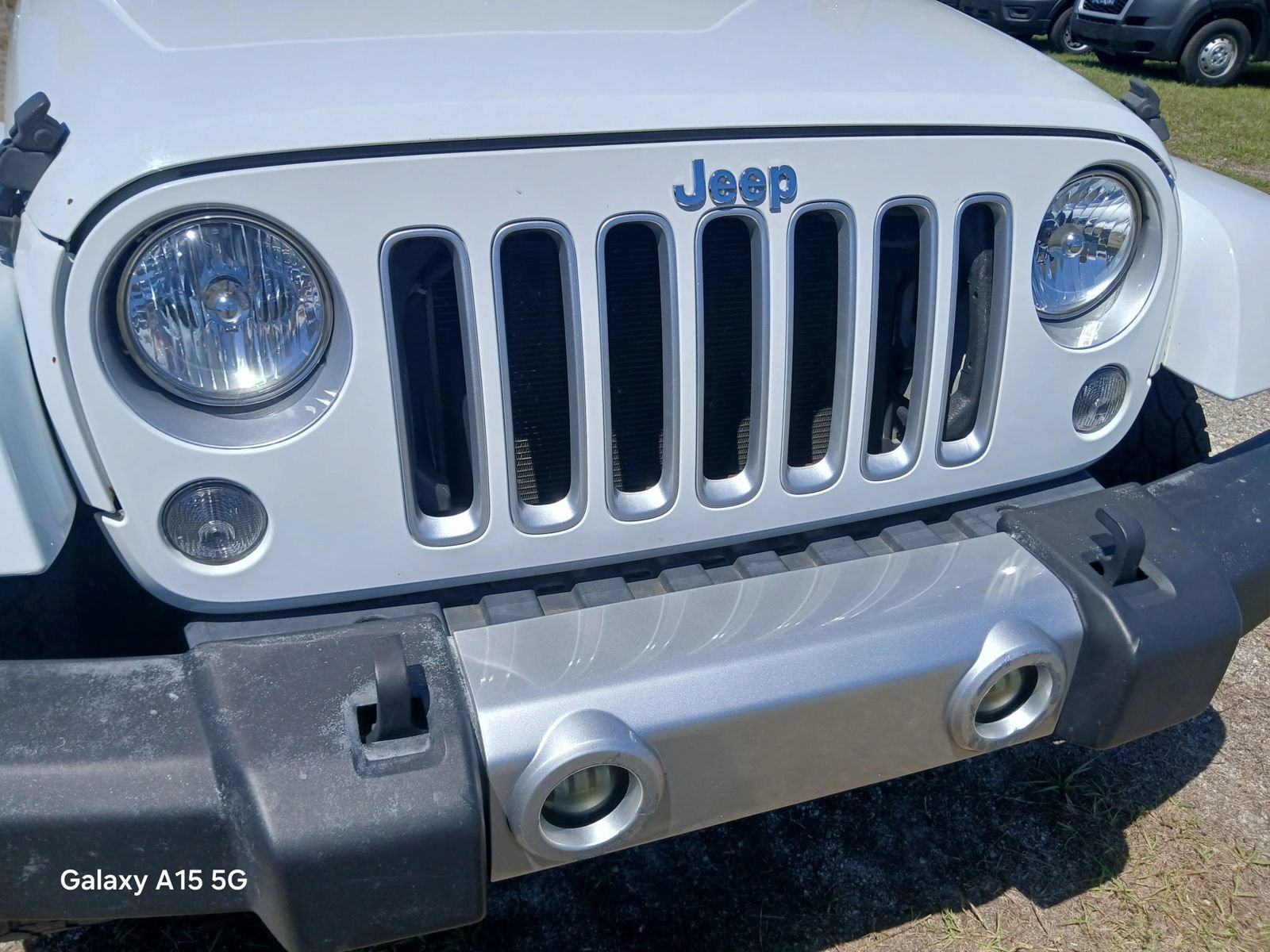 Used 2016 Jeep Wrangler Unlimited Sahara w/ Connectivity Group AWD/4WD image 20