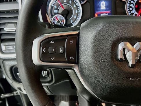Used 2025 RAM 1500 Big Horn RWD image 19