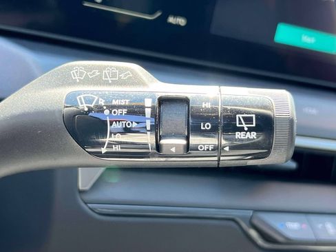 Certified 2024 Kia EV9 Light Long Range RWD image 25