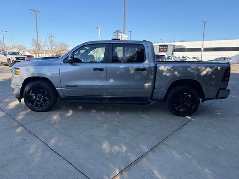 Used 2023 RAM 1500 Laramie AWD/4WD image 8