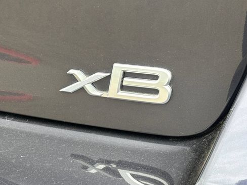 Used 2012 Scion xB FWD image 46