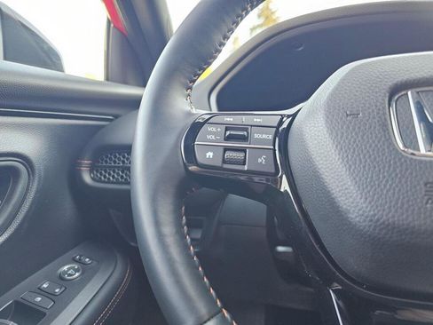Certified 2025 Honda HR-V Sport image 30