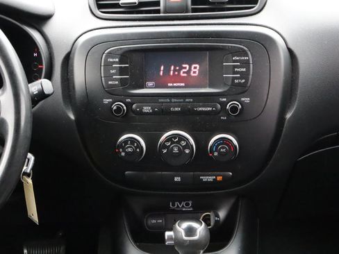 Used 2014 Kia Soul + w/ UVO w/Eservices Package image 10