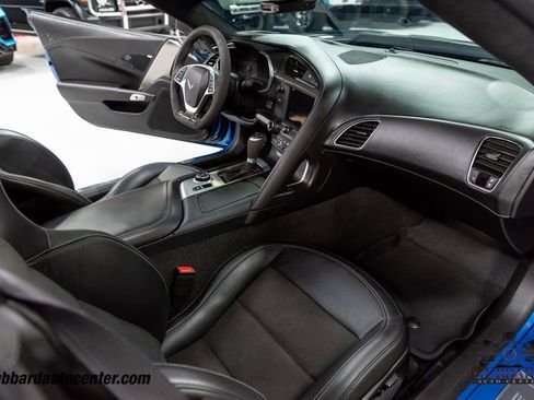 Used 2016 Chevrolet Corvette Z06 w/ 3LZ Preferred Equipment Group image 28